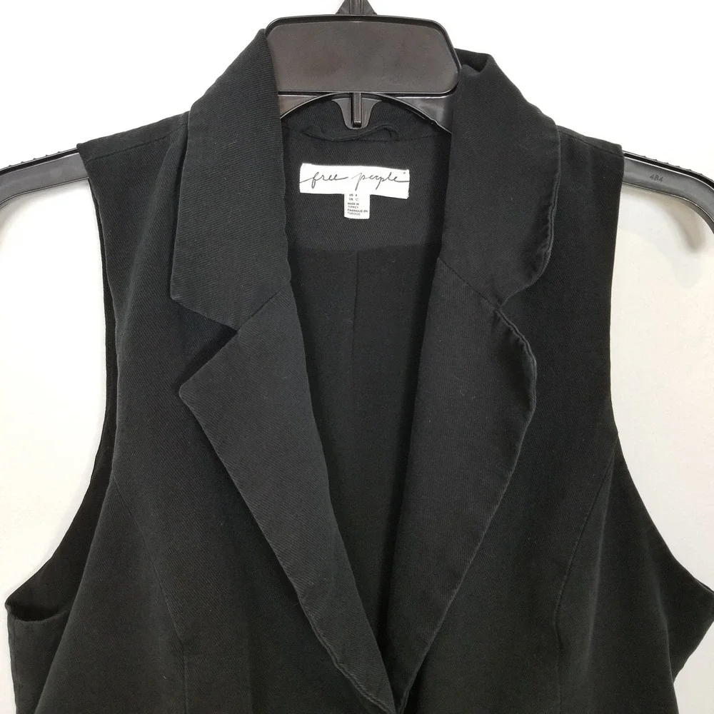 Free People‎ Gabbie Vest Top Sz 8 Black Double Breasted Sleeveless Boho Cropped